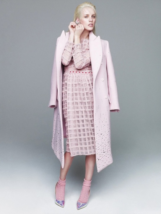 Julia Frauche By Nagi Sakai For Vogue Mexico January 2015